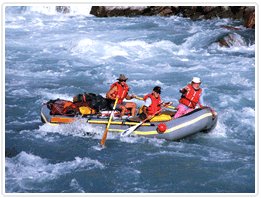 Rafting in Nepal